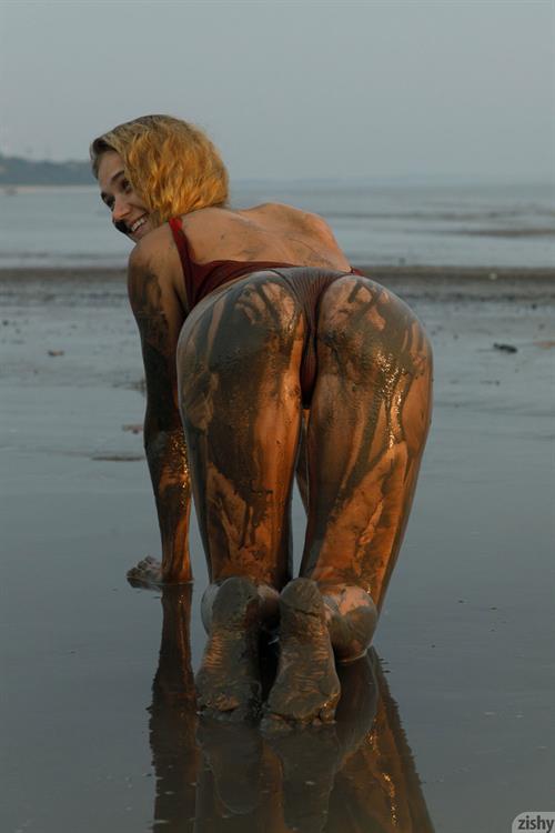 Sofia Orlova Bikini Pictures Sofia Orlova Muddy