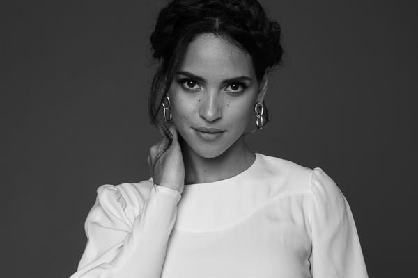 Adria Arjona