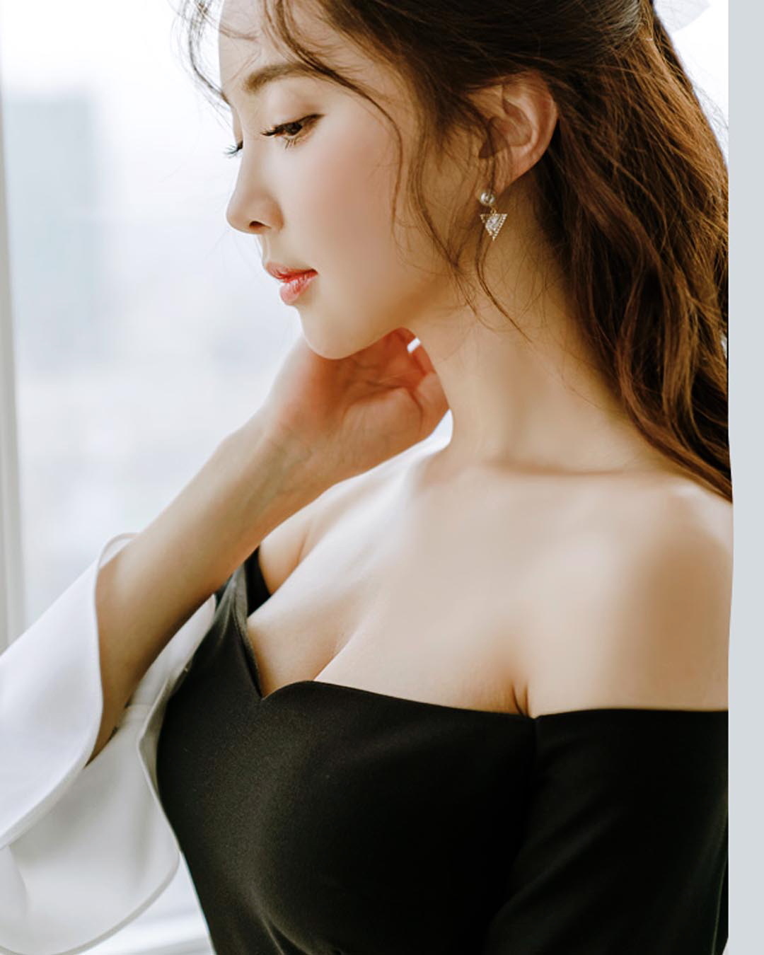Park Soo Yeon