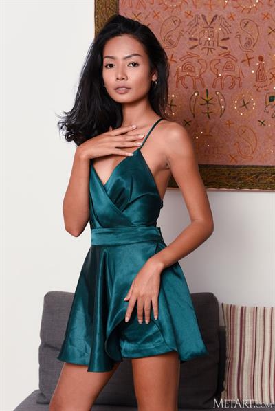 Magen Thai in Underwear