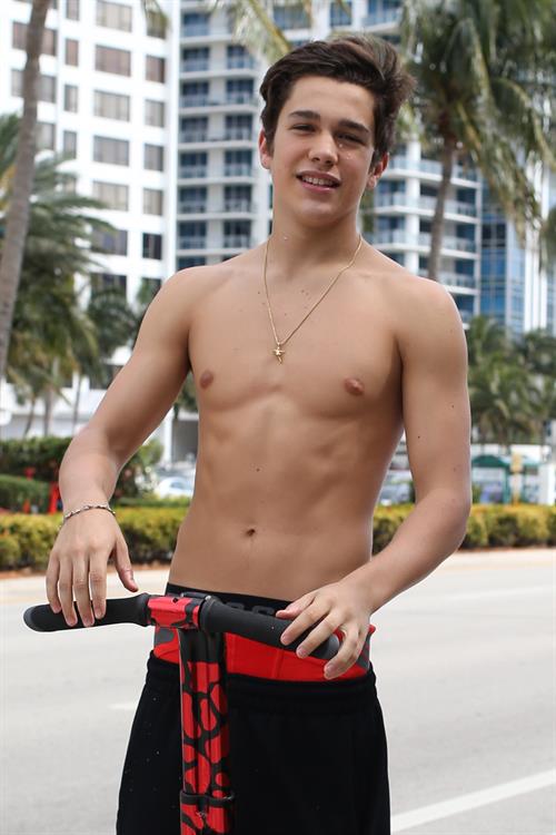 Austin Mahone