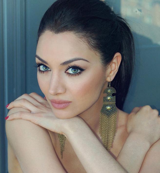 Claudia Lynx - Photogallery