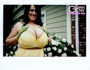 Leanne Crow Nude Pictures Leanne Crow Polaroid Shoots With Her Gigantic Boobs in Focus
