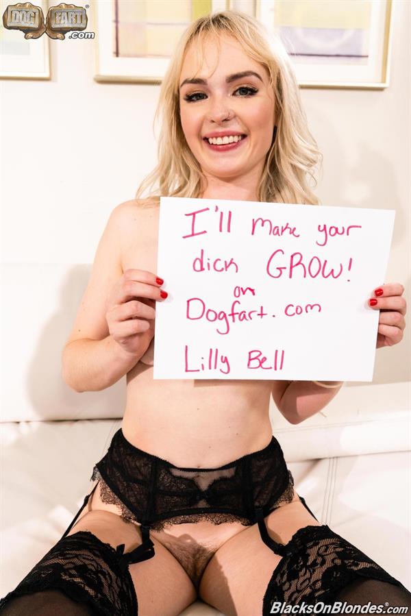 Lilly Bell - pussy