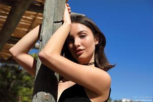 Calypso Muse soaking up the sun