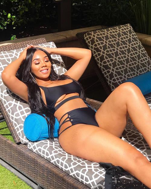 Aaleeyah Petty Bikini Pictures Aaleeyah Petty in a bikini