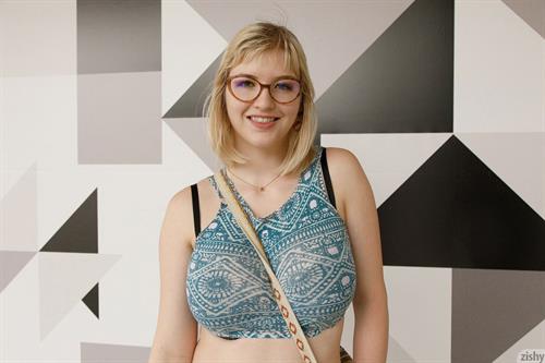 Vicky Chandler Teasing in a Car