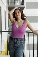 Jazz Reilly in Jeans