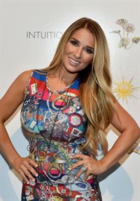 Jessie James Decker