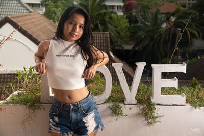 Hairy Sweetheart - Free preview - WATCH4BEAUTY | Nude Art Magazine