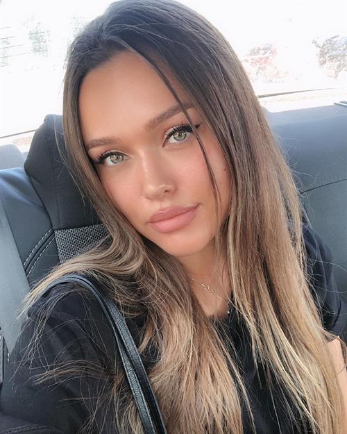 Natalie Danish taking a selfie