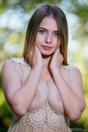 Dakota Pink Nude Pictures Dakota Pink Forest Queen