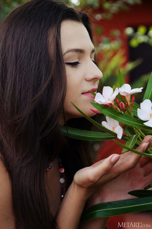 Hayli Sanders Having Fun in the Garden