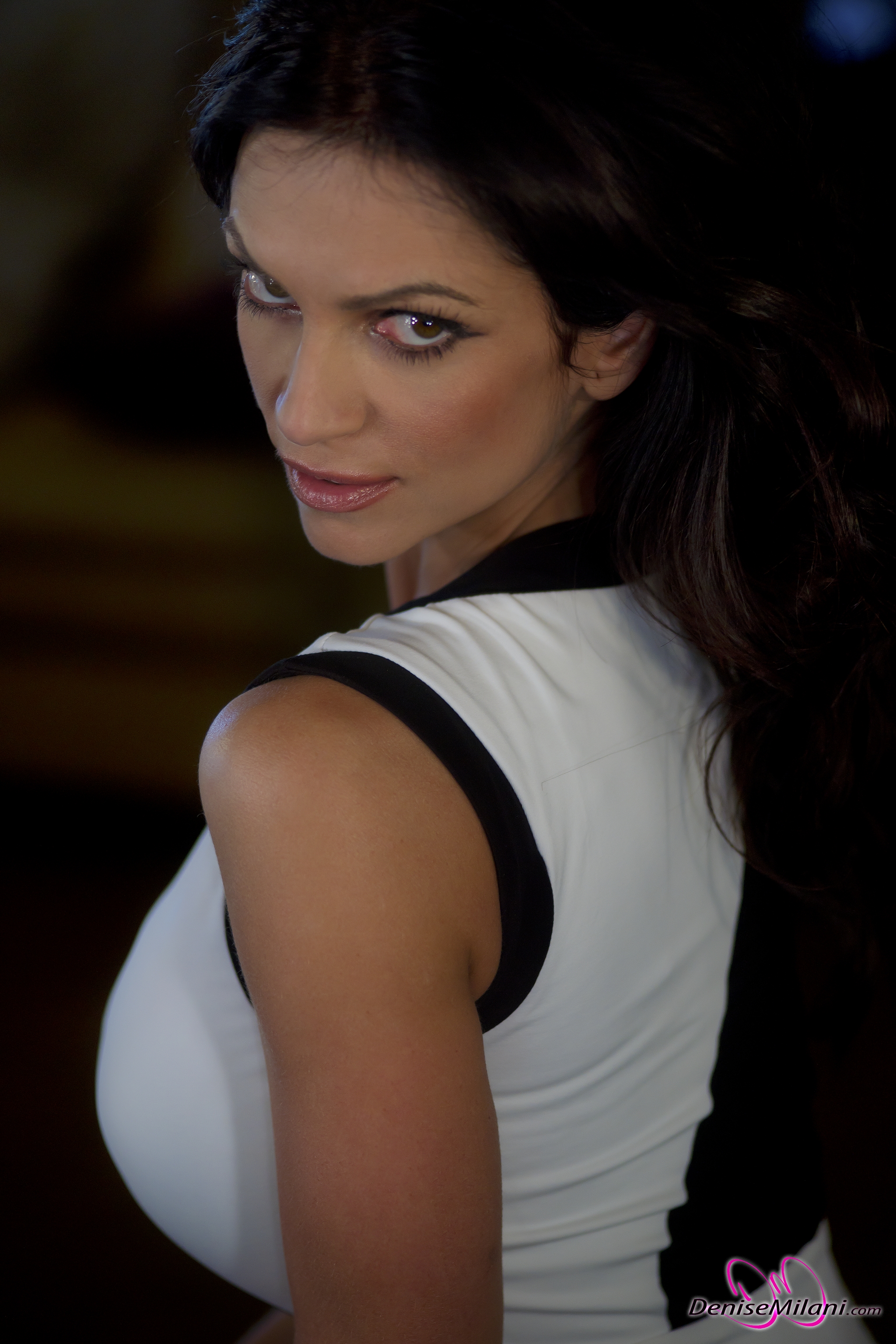 Denise Milani Photoset - Elegant