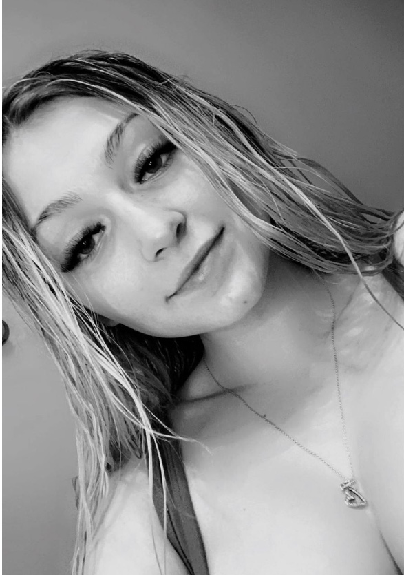 Avery C taking a selfie