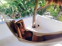 Zaira Nara Pictures Zaira Nara