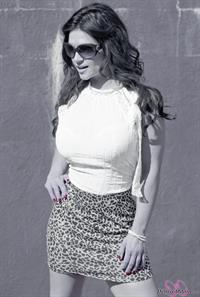 Denise Milani Photoset - Retrod