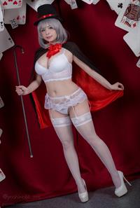 Yoshinobi in lingerie