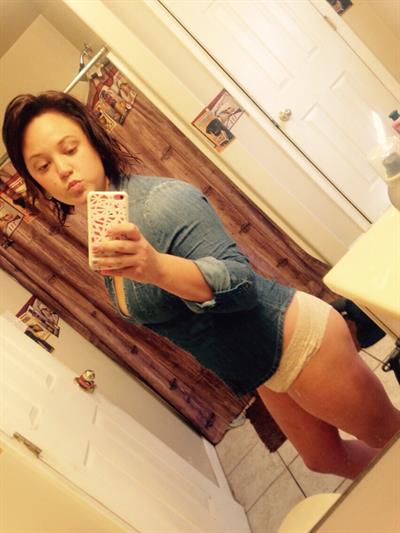 27 Oklahoma Married little cum dump Saggy ass tits, but she’ll do whatever you tell her (ANYTHING)