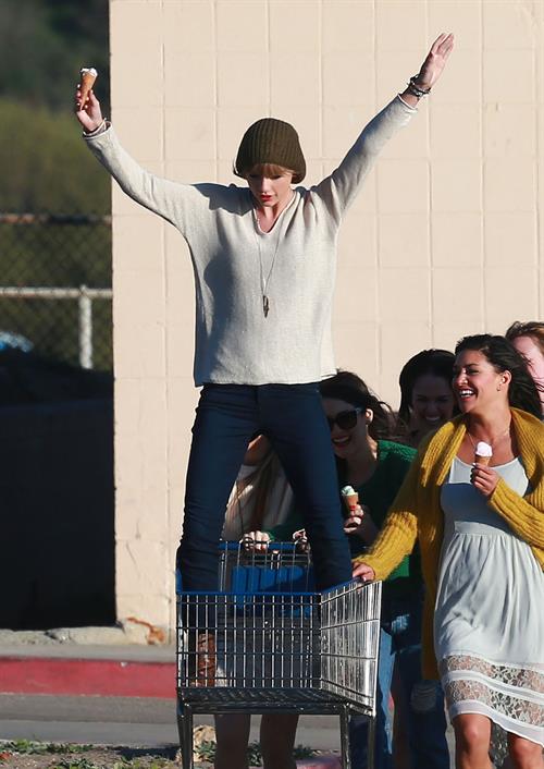Taylor Swift filming a music video in Malibu 2/11/13 