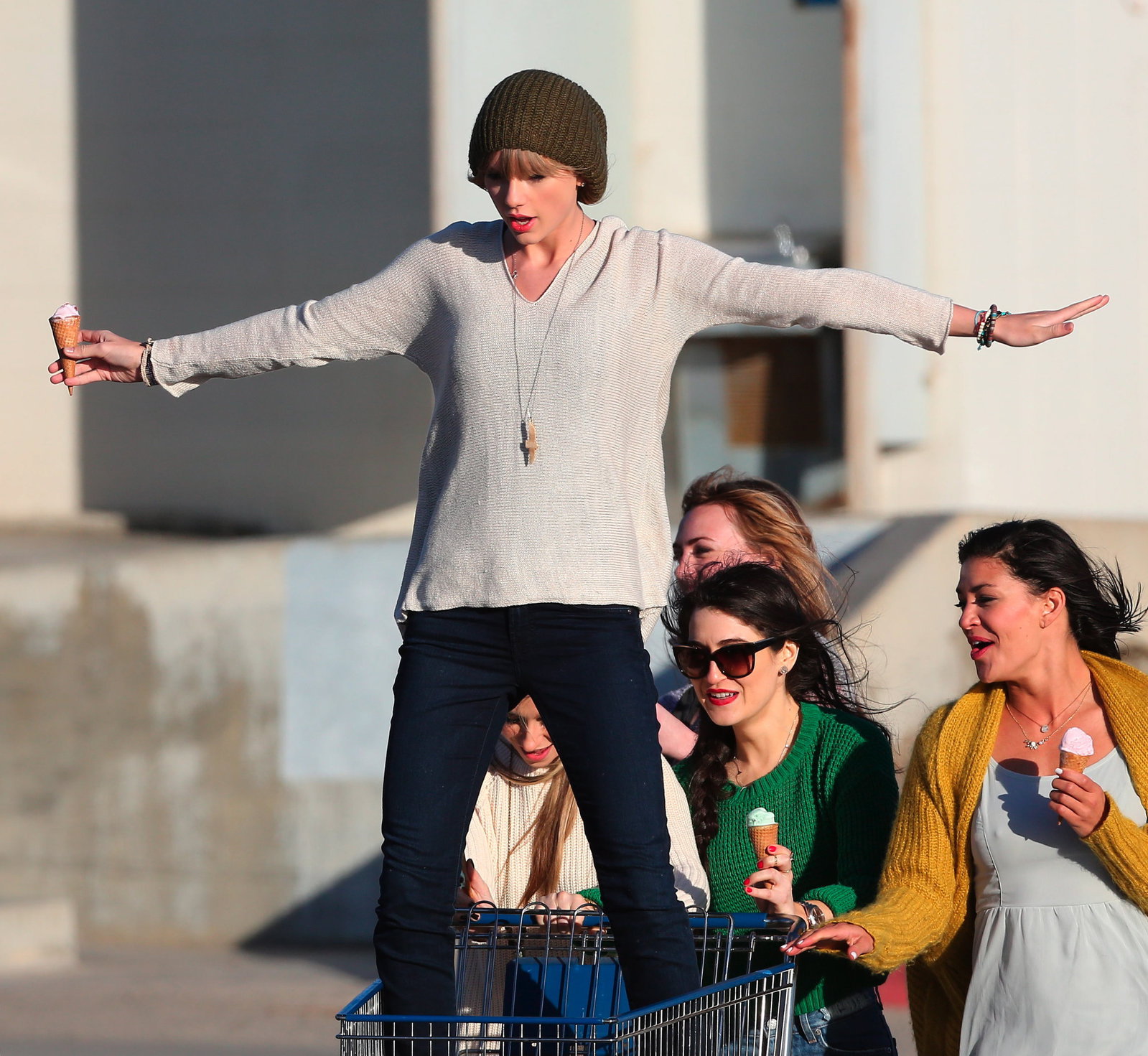 Taylor Swift filming a music video in Malibu 2/11/13 