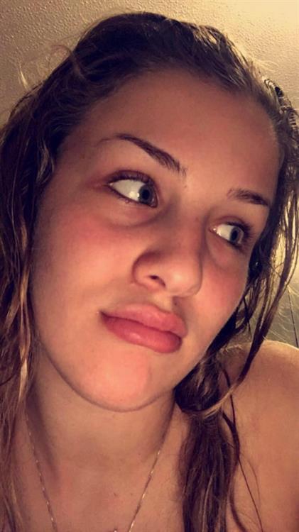 dirty wife like so share herself online