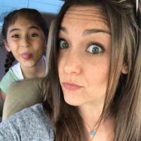 Lila taking a selfie