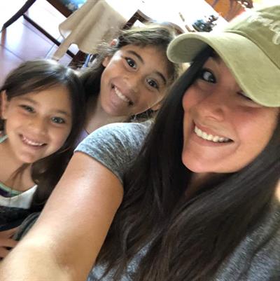 Lila taking a selfie