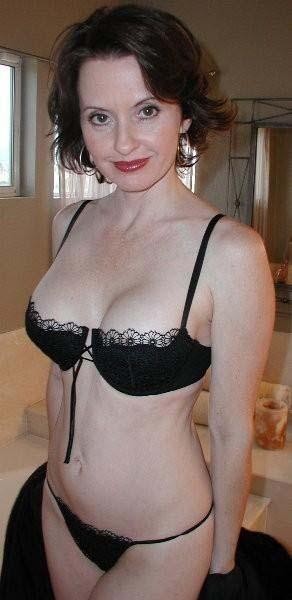 Brunette MILF