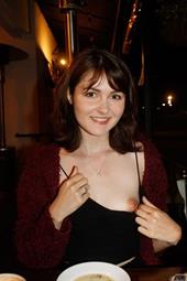 Onna Metcalf shows her Cute Butt