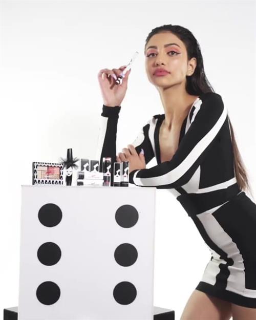 Alanna Panday Pictures Alanna Panday