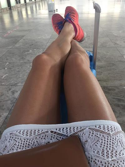 Svetlana Shkolina taking a selfie