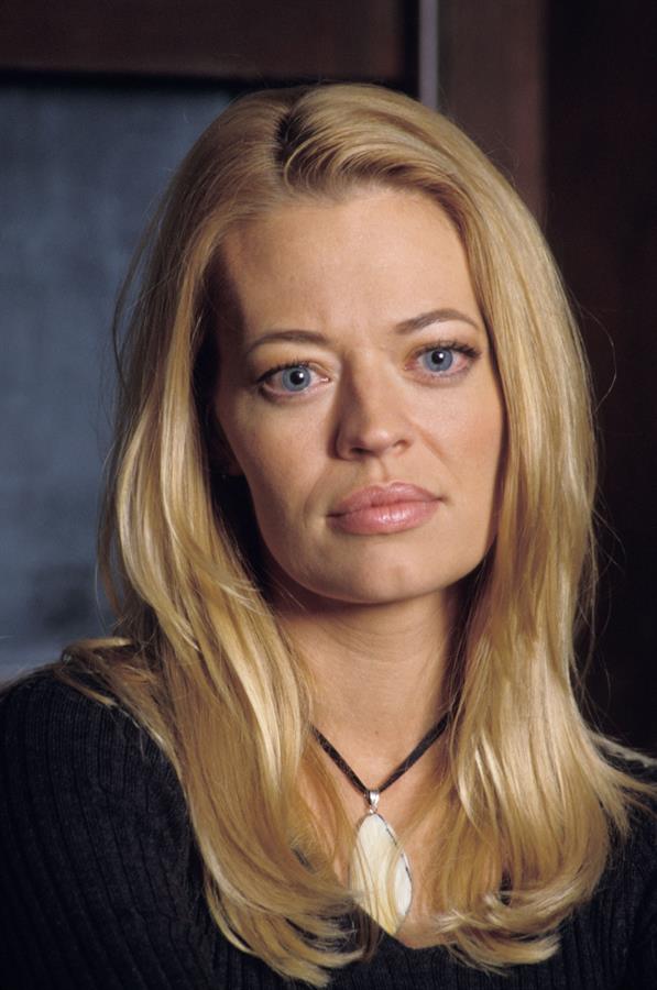 Jeri Ryan