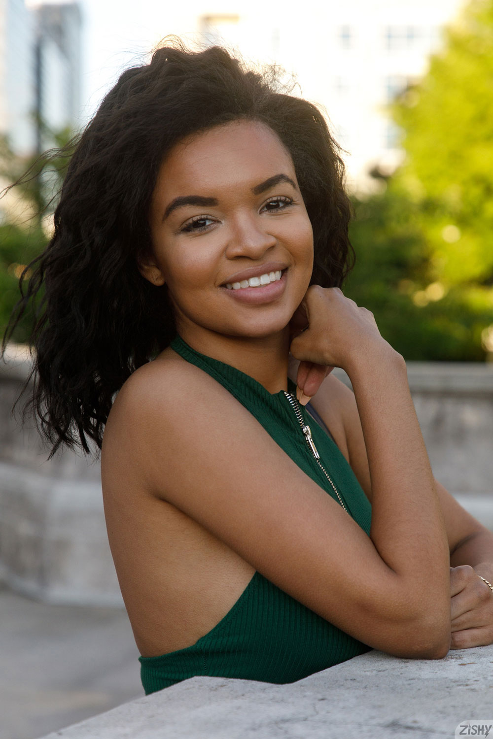 Kelsey & Dee Exotic Friends