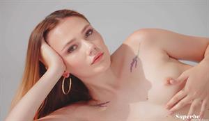 Luna Lesun Nude Pictures Introducing Luna Lesun