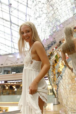 Katya Nesterova Slim Blondie