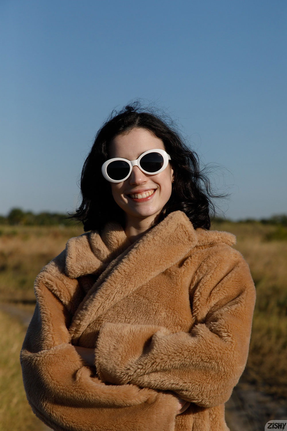 Giulia Wylde Leggy Busty Model