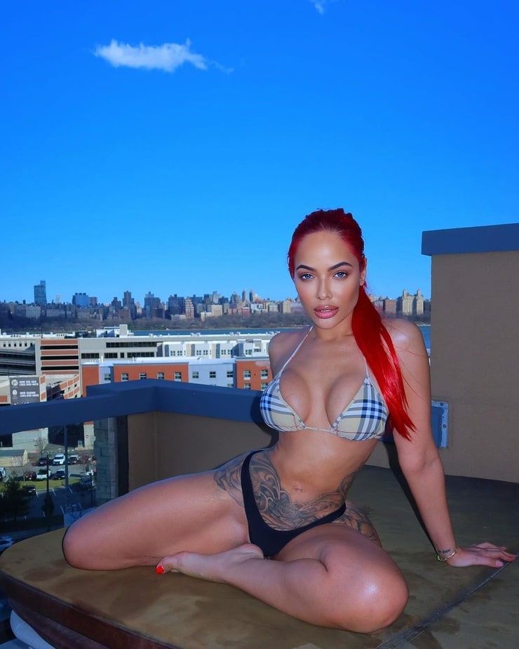 Stephanie Santiago Pictures Stephanie Santiago