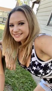 Teri taking a selfie