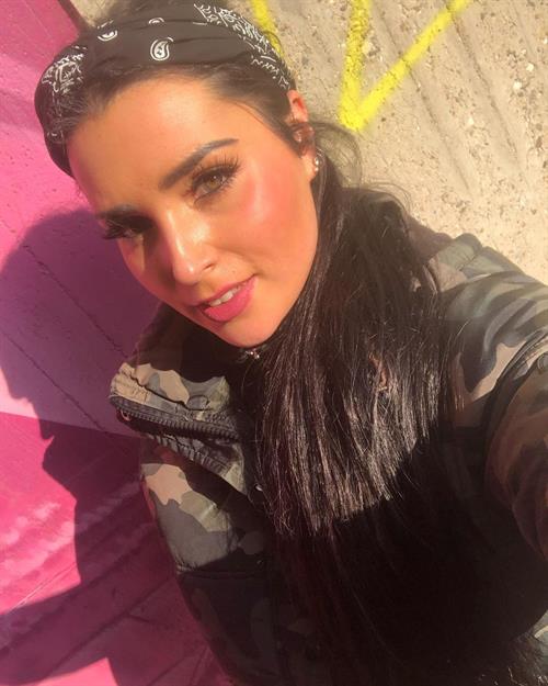 Tania taking a selfie