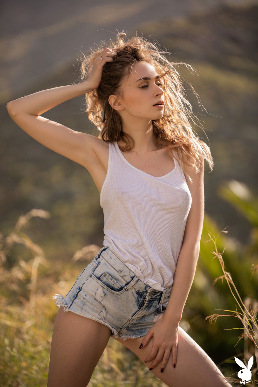 Yana West Sun Kissed Babe