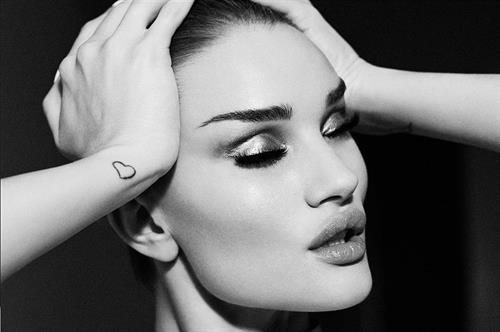 Rosie Huntington-Whiteley