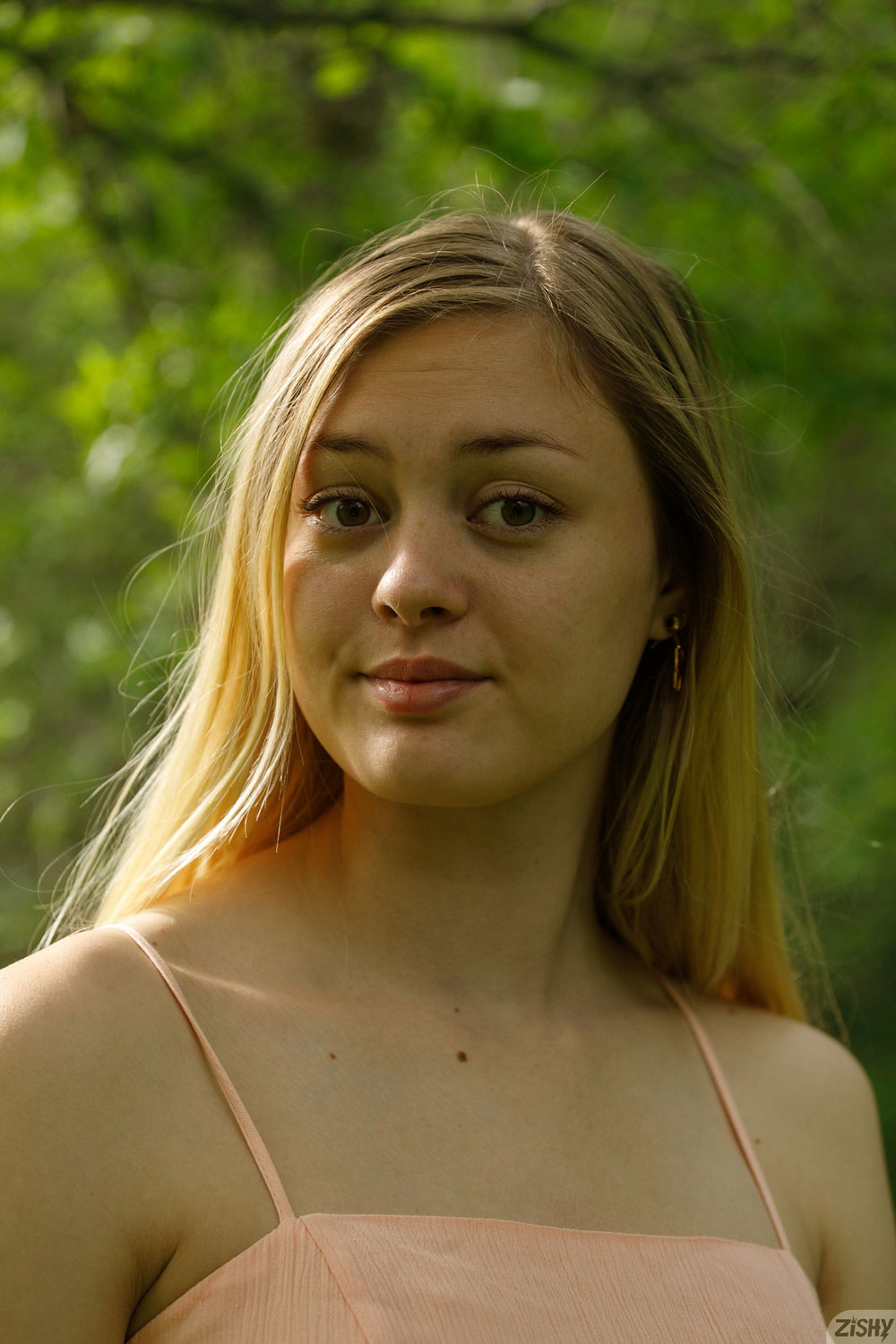 Amber Moore Loves Nature