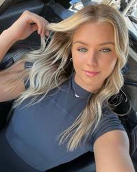 Amanda Sorensen Selfie Pictures Selfie