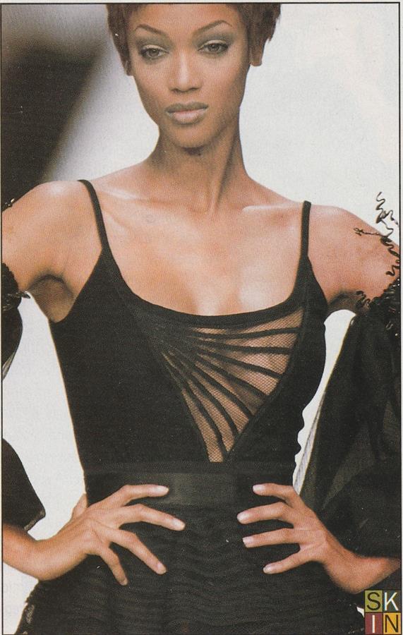 Tyra Banks - breasts
