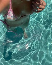 Jamie Duff in a bikini taking a selfie