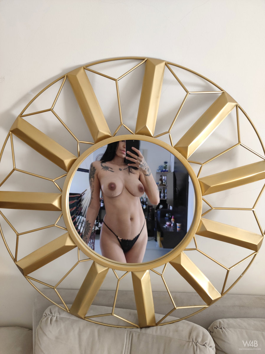 Alexa Belluci: My Portraits