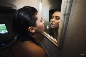 Ellie Luna Nude Pictures Ellie Luna: Time To Shower