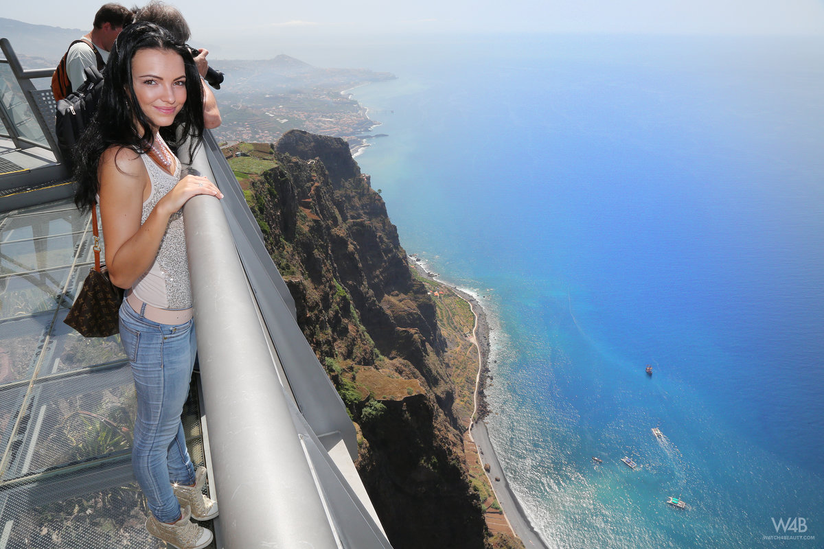 Sapphira: Beautiful tourist