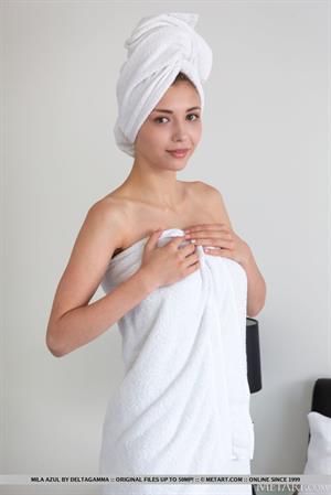 Mila Azul Nude Pictures Headboard